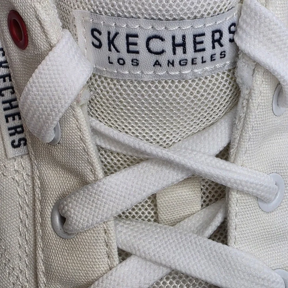Sketchers Air Cooled Archfit Los Angeles White Women's Size 8